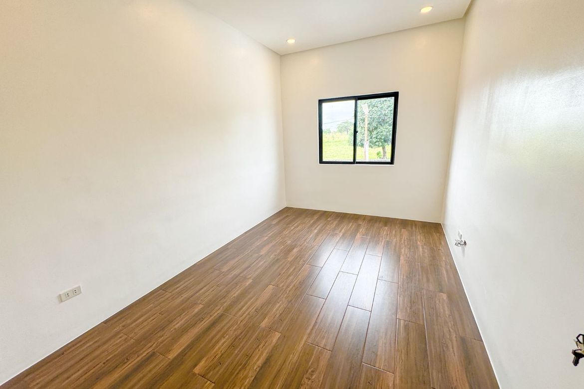 4 Bedroom House for Sale in Talon Dos, Las Piñas, Metro Manila – photo 7