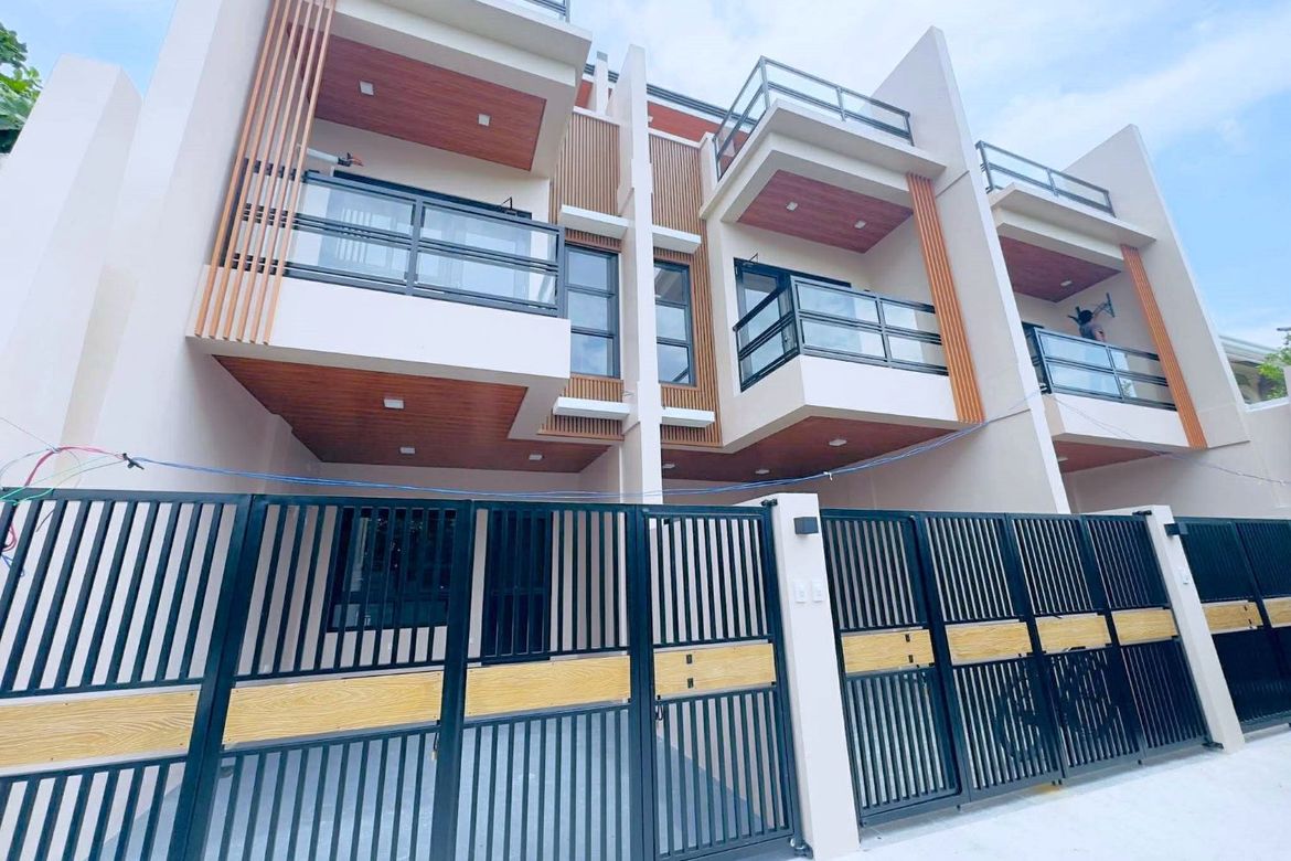 4 Bedroom House for Sale in Talon Singko, Las Piñas, Metro Manila