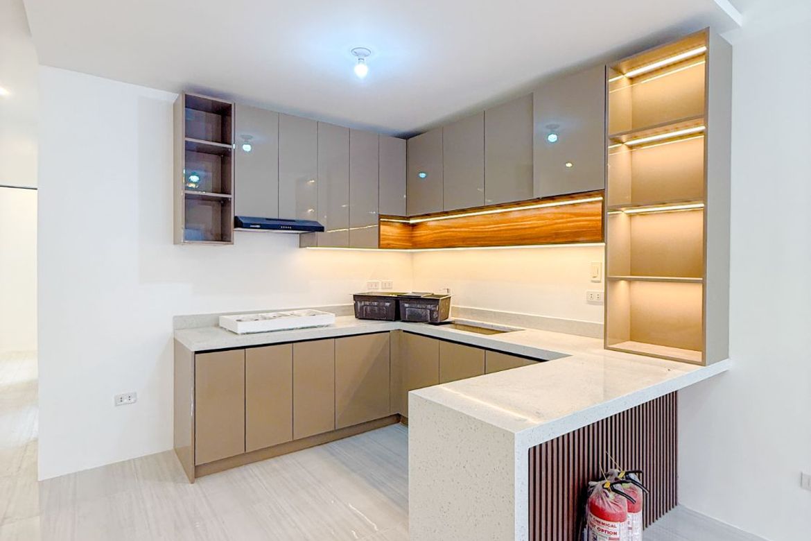 4 Bedroom House for Sale in Talon Singko, Las Piñas, Metro Manila – photo 6