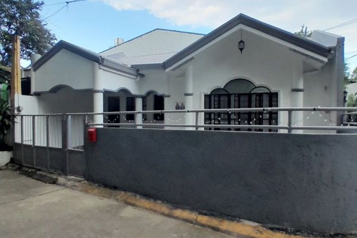 4 Bedroom House for Sale in Talon Tres, Las Piñas, Metro Manila – photo 2