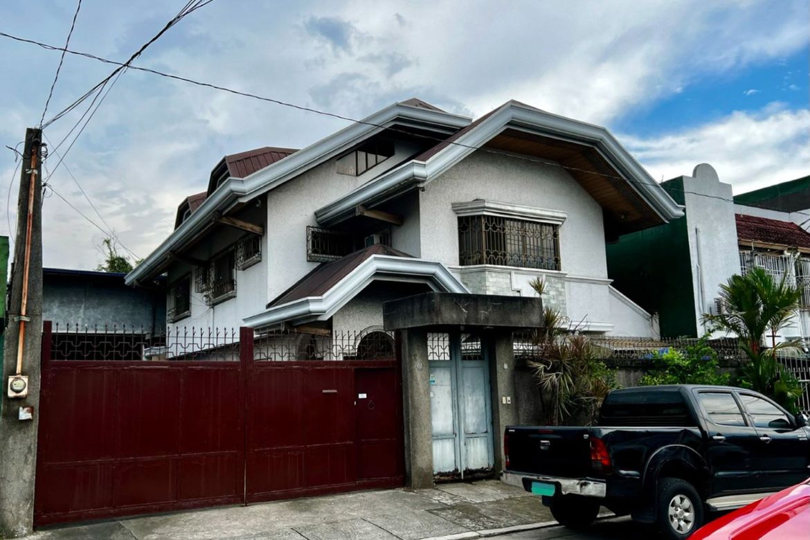 4 Bedroom House for Sale in Tandang Sora, Quezon City, Metro Manila