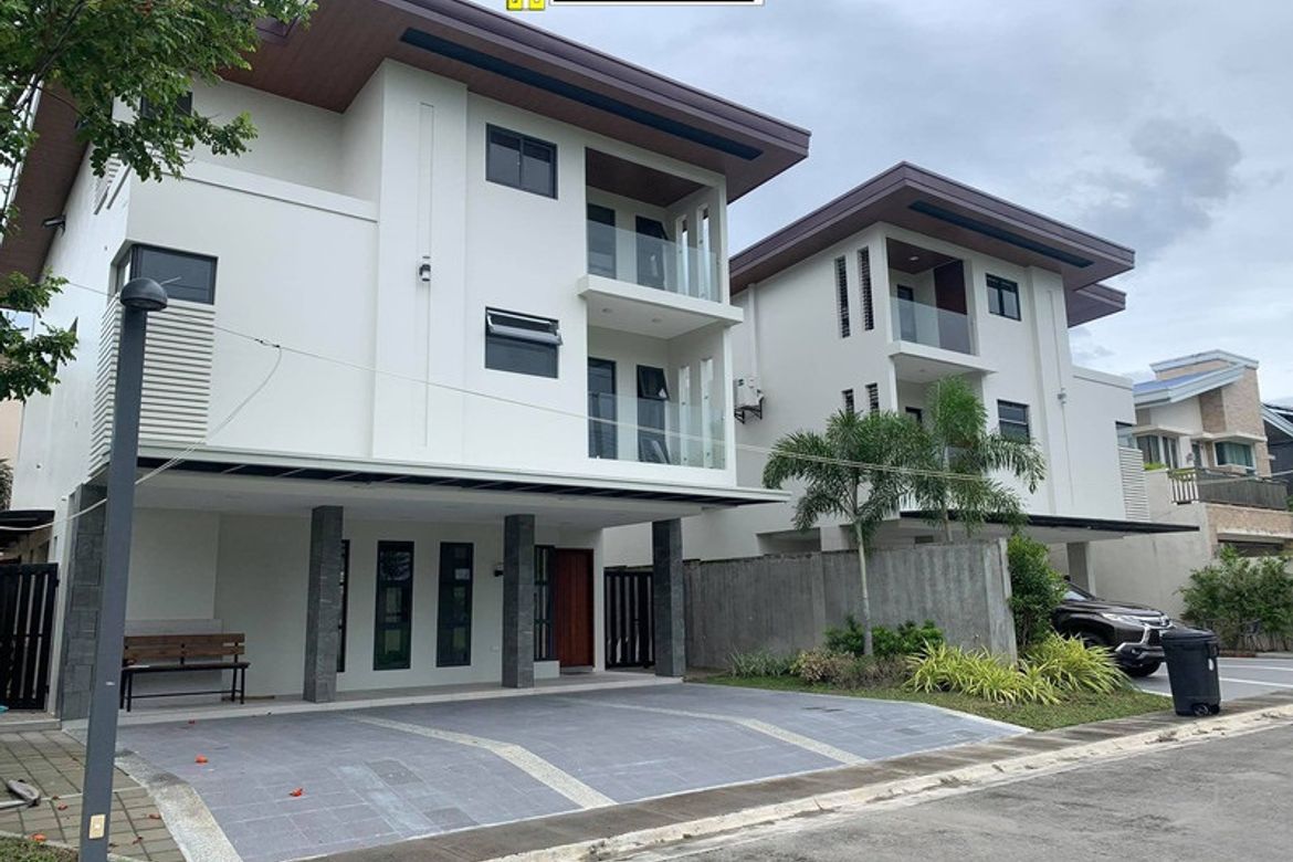 4 Bedroom House for Sale in Tangle, Mexico, Pampanga