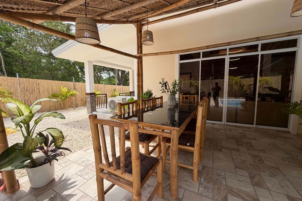 4 Bedroom House for Sale in Tangnan, Panglao, Bohol – photo 3