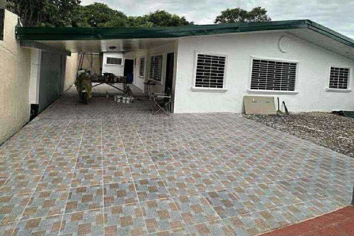 4 Bedroom House for Sale in Tangub, Bacolod, Negros Occidental
