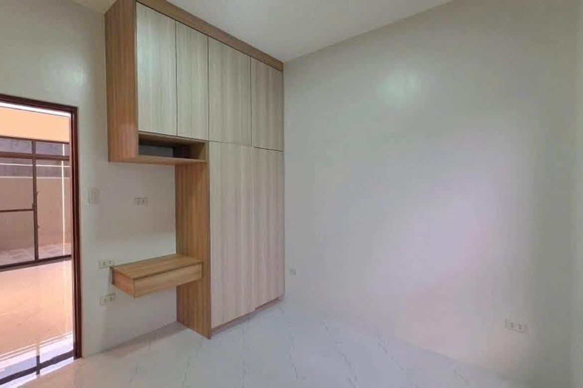 4 Bedroom House for Sale in Telabastagan, San Fernando, Pampanga – photo 6