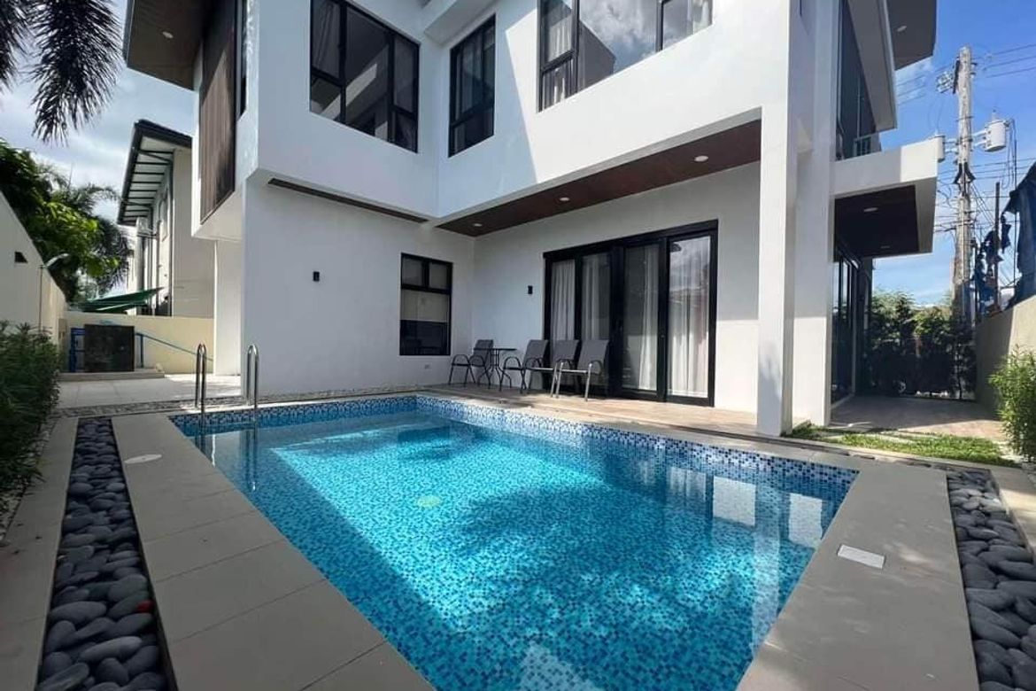 4 Bedroom House for Sale in Telabastagan, San Fernando, Pampanga – photo 2