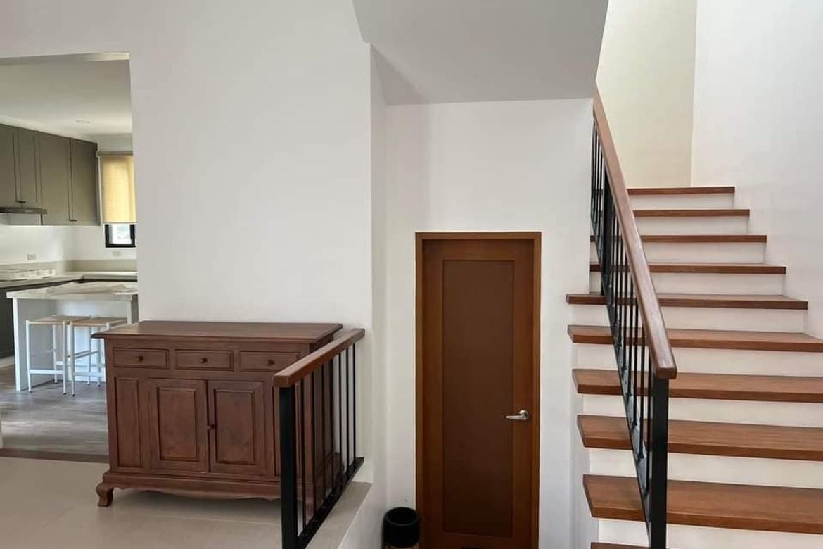 4 Bedroom House for Sale in Telabastagan, San Fernando, Pampanga – photo 8