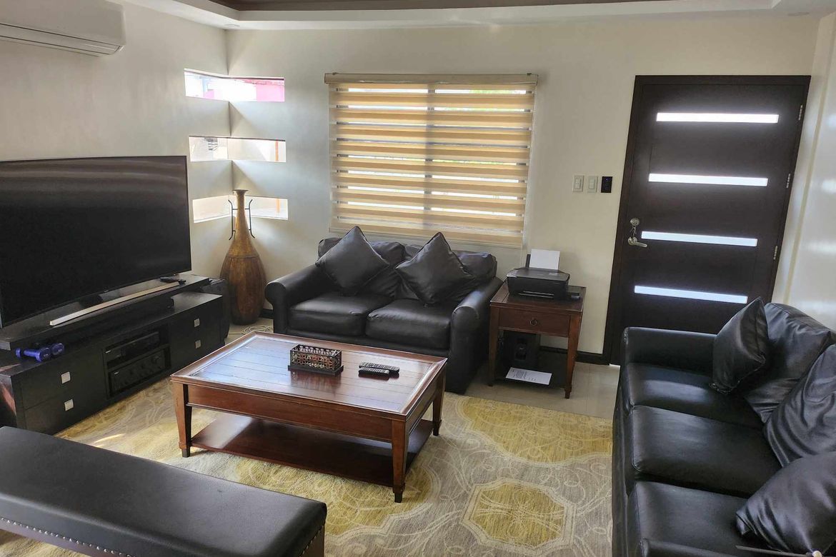 4 Bedroom House for Sale in Telabastagan, San Fernando, Pampanga – photo 3