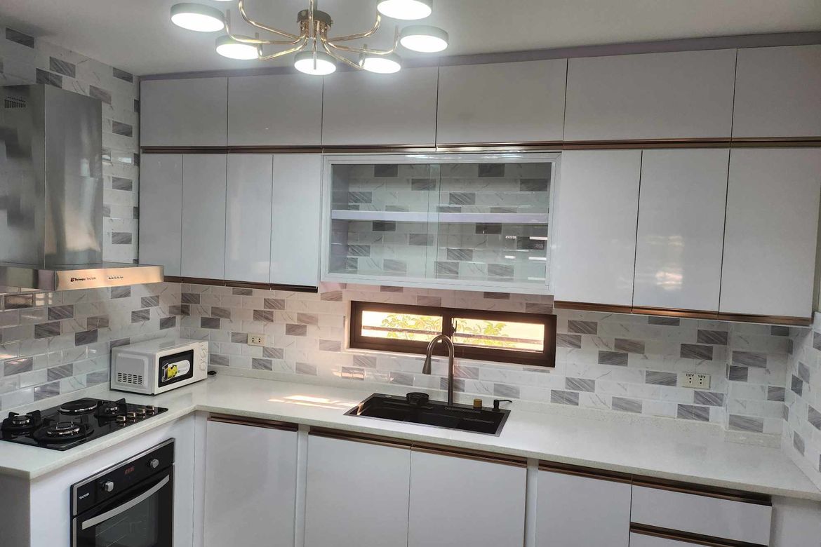 4 Bedroom House for Sale in Telabastagan, San Fernando, Pampanga – photo 4