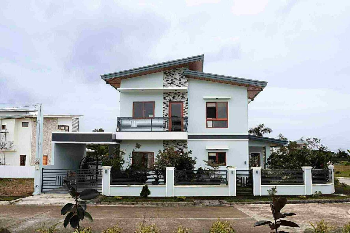 4 Bedroom House for Sale in Tibig, Lipa, Batangas – photo 2