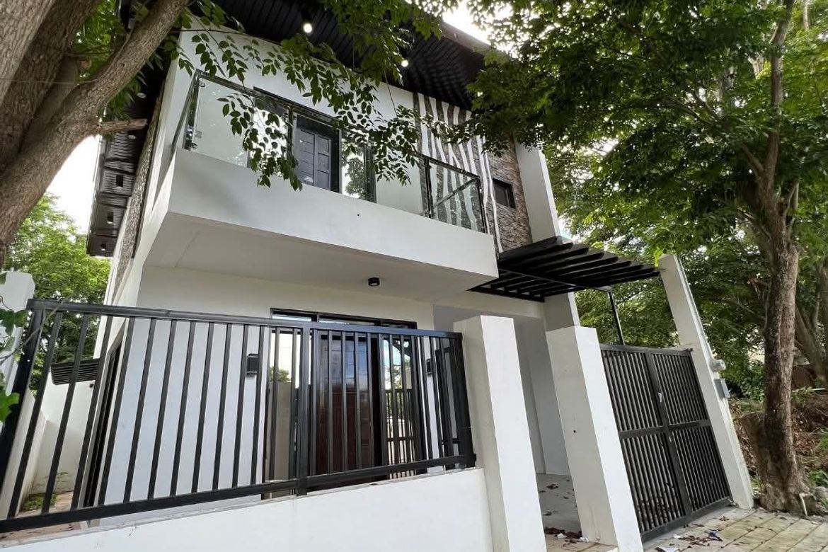 4 Bedroom House for Sale in Timbao, Biñan, Laguna