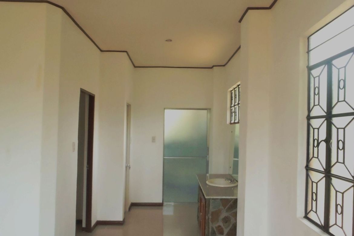 4 Bedroom House for Sale in Totolan, Dauis, Bohol – photo 6