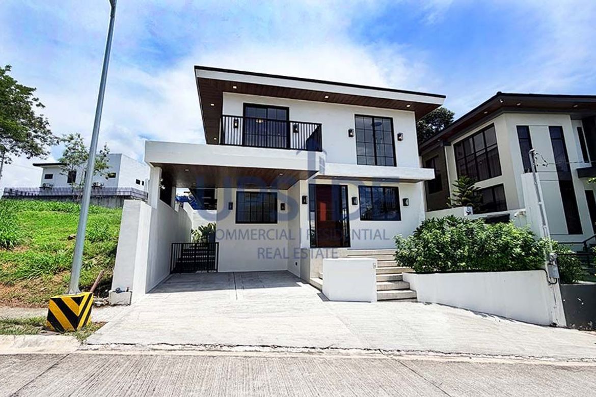 4 Bedroom House for Sale in Tunasan, Muntinlupa, Metro Manila