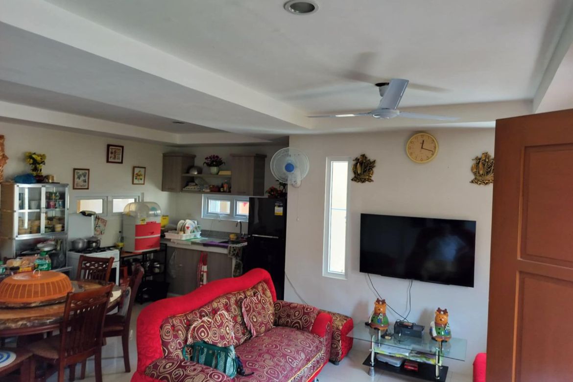 4 Bedroom House for Sale in Tunghaan, Minglanilla, Cebu – photo 4