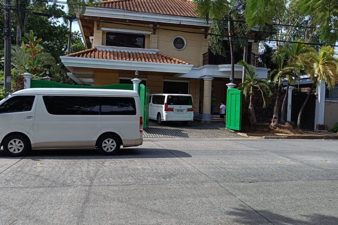 4 Bedroom House for Sale in Ugong Norte, Quezon City, Metro Manila – photo 3