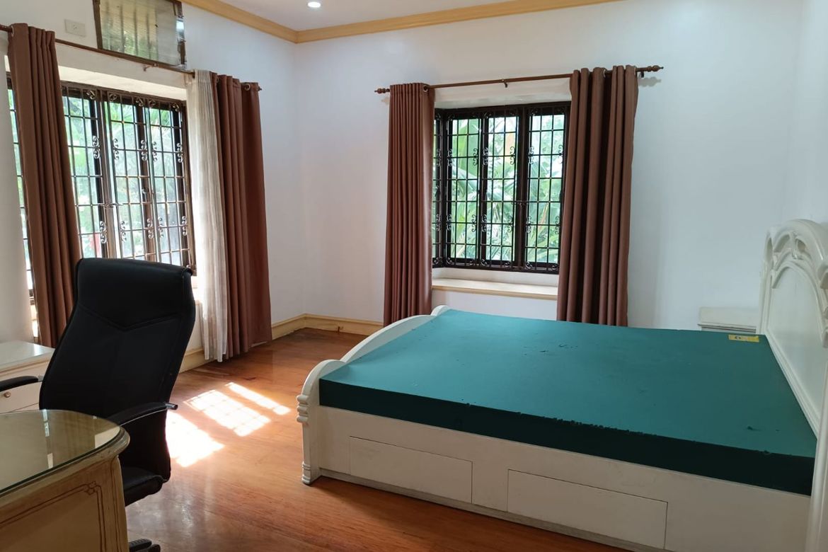 4 Bedroom House for Sale in Ugong Norte, Quezon City, Metro Manila – photo 6