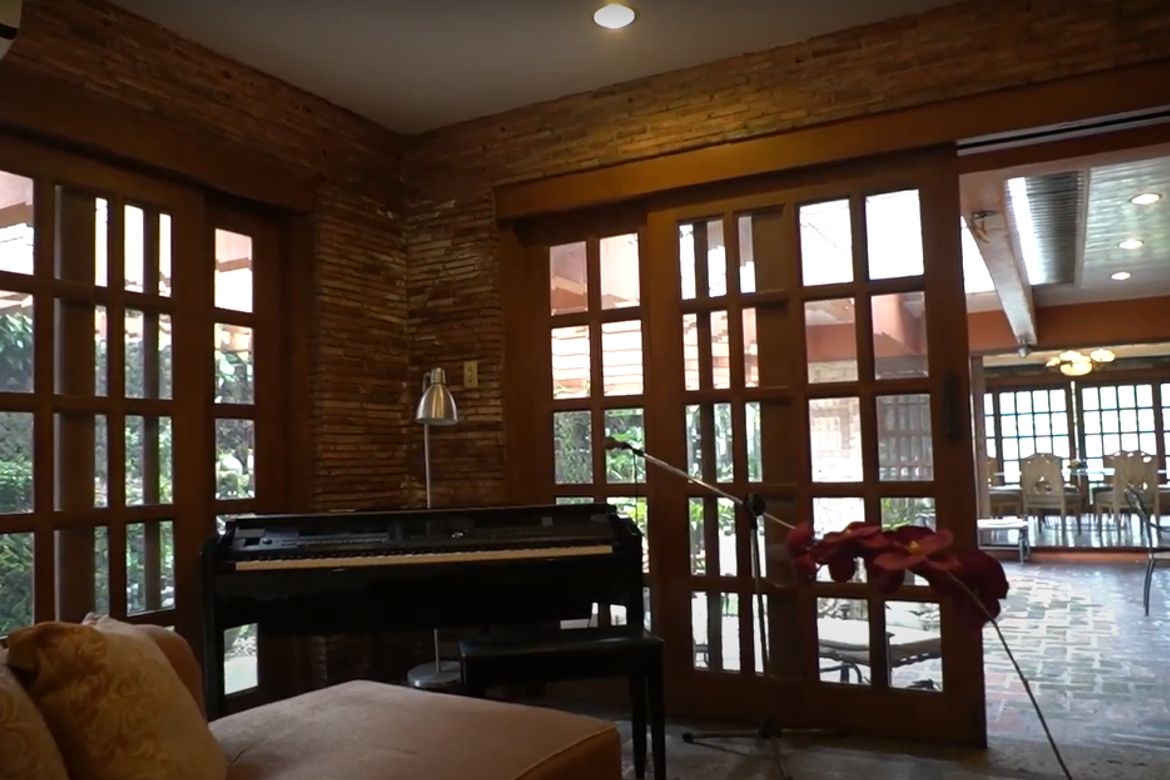 4 Bedroom House for Sale in Ugong Norte, Quezon City, Metro Manila – photo 3