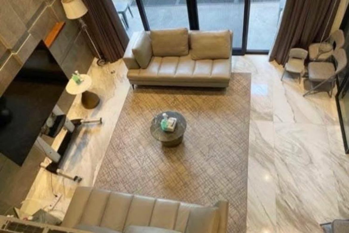 4 Bedroom House for Sale in Ugong Norte, Quezon City, Metro Manila