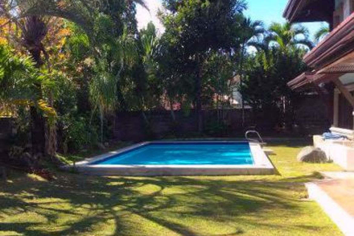 4 Bedroom House for Sale in Urdaneta Village, Bangkal, Makati, Metro Manila near MRT-3 Magallanes – photo 5