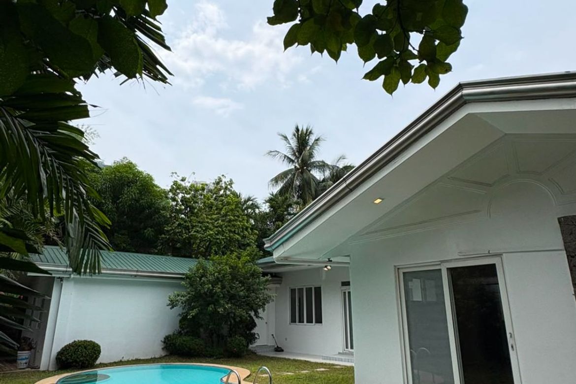 4 Bedroom House for Sale in Urdaneta Village, Bangkal, Makati, Metro Manila near MRT-3 Magallanes