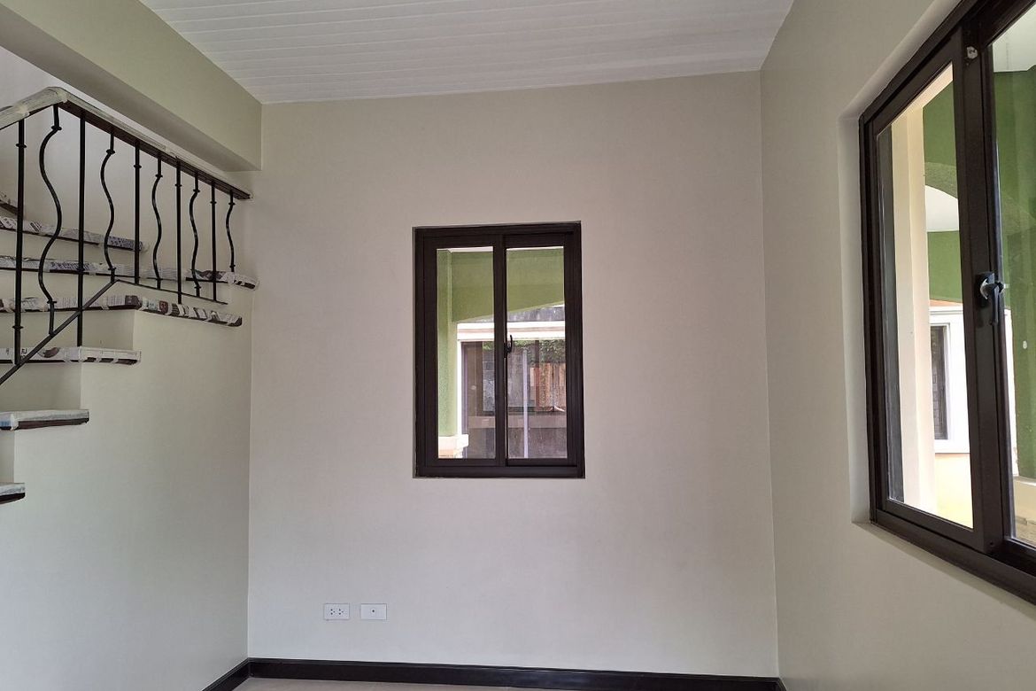 4 Bedroom House for Sale in Valenza, Santo Domingo, Santa Rosa, Laguna – photo 4