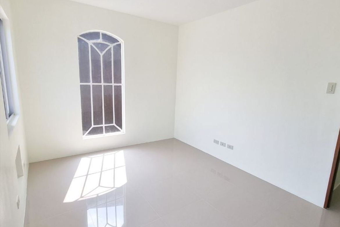 4 Bedroom House for Sale in Viente Reales, Valenzuela, Metro Manila – photo 3