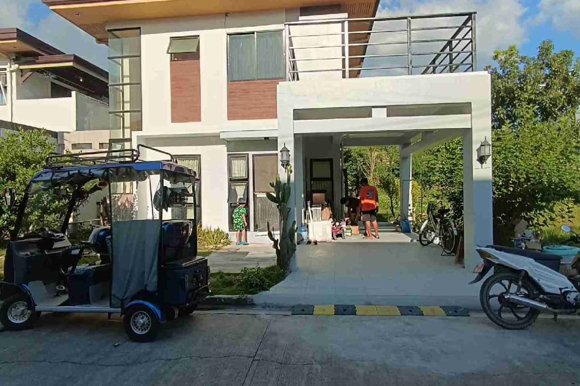 4 Bedroom House for Sale in VIZKAYA ZEN RESIDENCES, Calajo-An, Minglanilla, Cebu