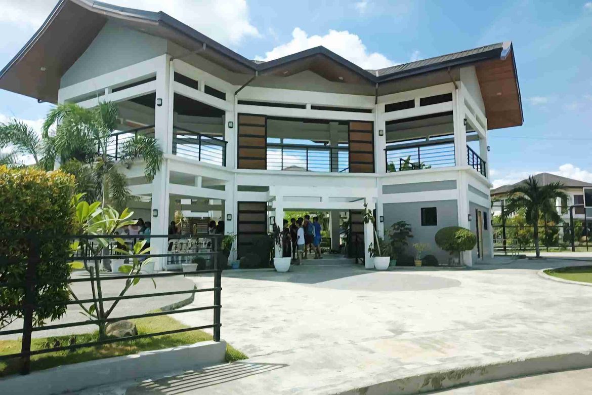 4 Bedroom House for Sale in VIZKAYA ZEN RESIDENCES, Calajo-An, Minglanilla, Cebu – photo 4