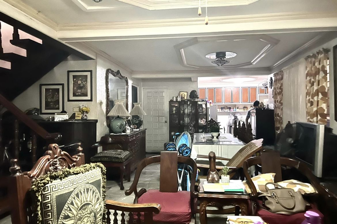 4 Bedroom House for Sale in Wack-Wack Greenhills, Mandaluyong, Metro Manila near MRT-3 Ortigas