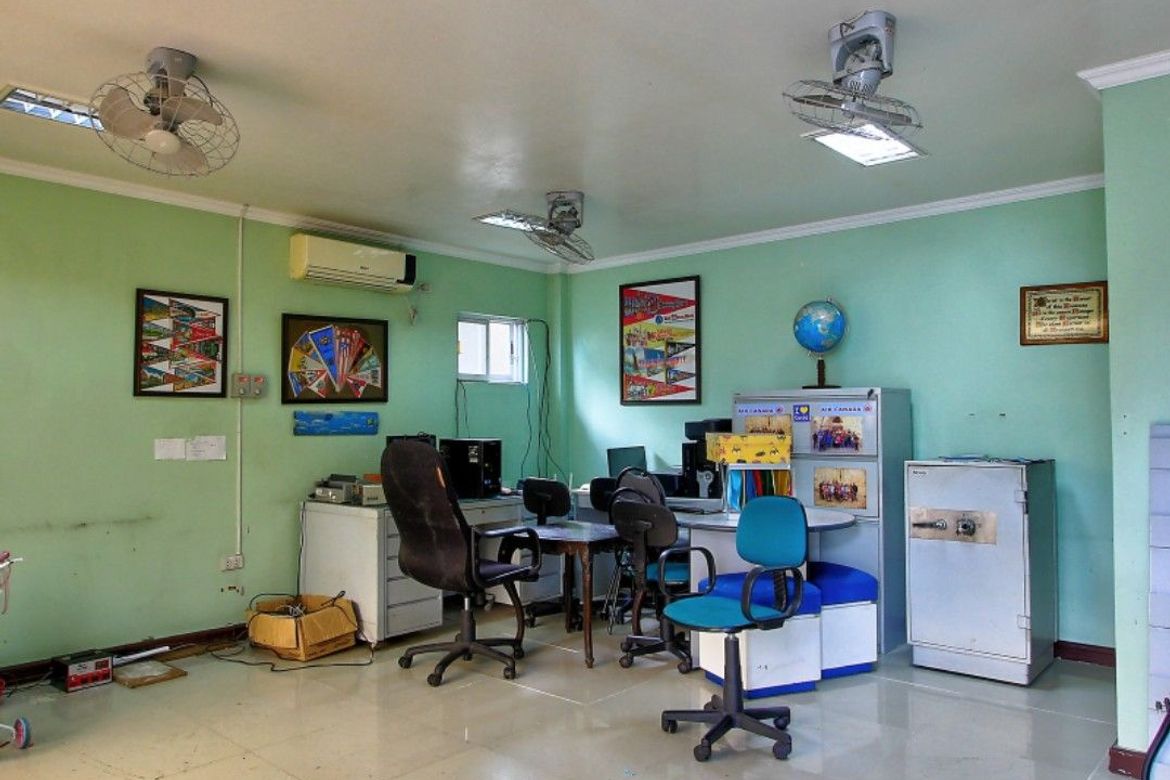 4 Bedroom House for Sale in West Triangle, Quezon City, Metro Manila near MRT-3 Quezon Avenue – photo 3