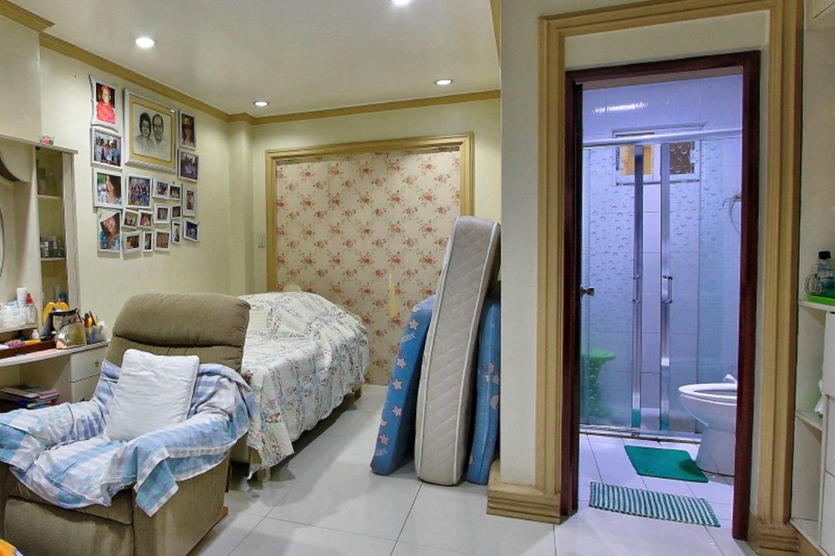 4 Bedroom House for Sale in West Triangle, Quezon City, Metro Manila near MRT-3 Quezon Avenue – photo 5