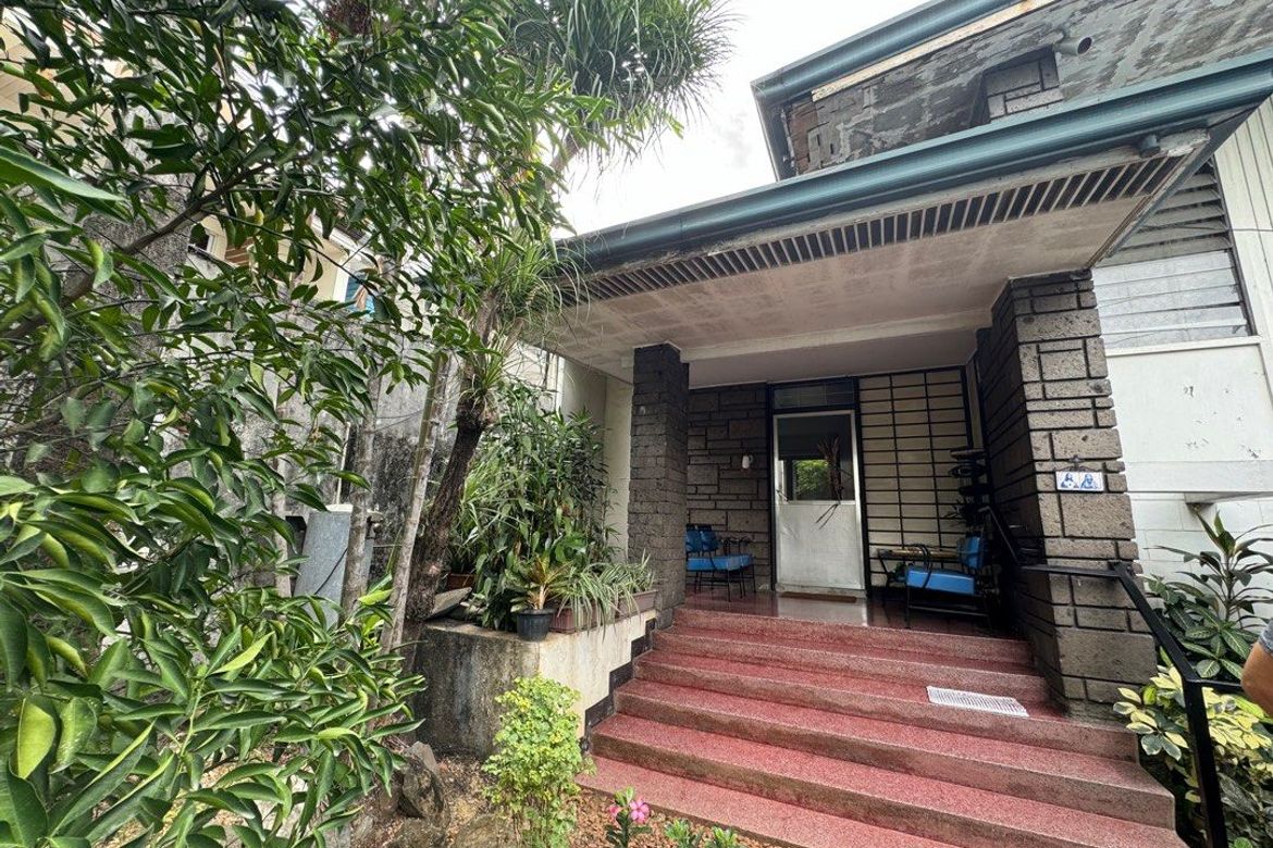 4 Bedroom House for Sale in West Triangle, Quezon City, Metro Manila near MRT-3 Quezon Avenue – photo 6