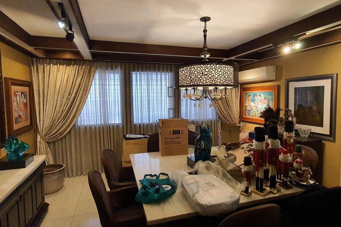 4 Bedroom House for Sale in West Triangle, Quezon City, Metro Manila near MRT-3 Quezon Avenue – photo 4