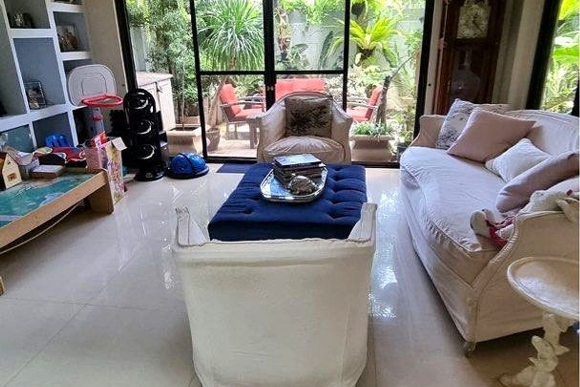 4 Bedroom House for Sale in Western Bicutan, Taguig, Metro Manila – photo 3