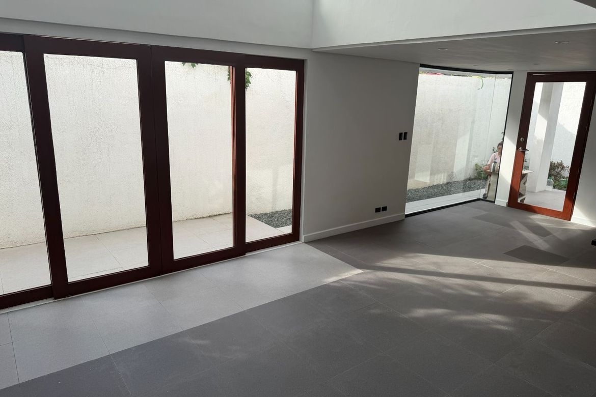4 Bedroom House for Sale in Western Bicutan, Taguig, Metro Manila – photo 2