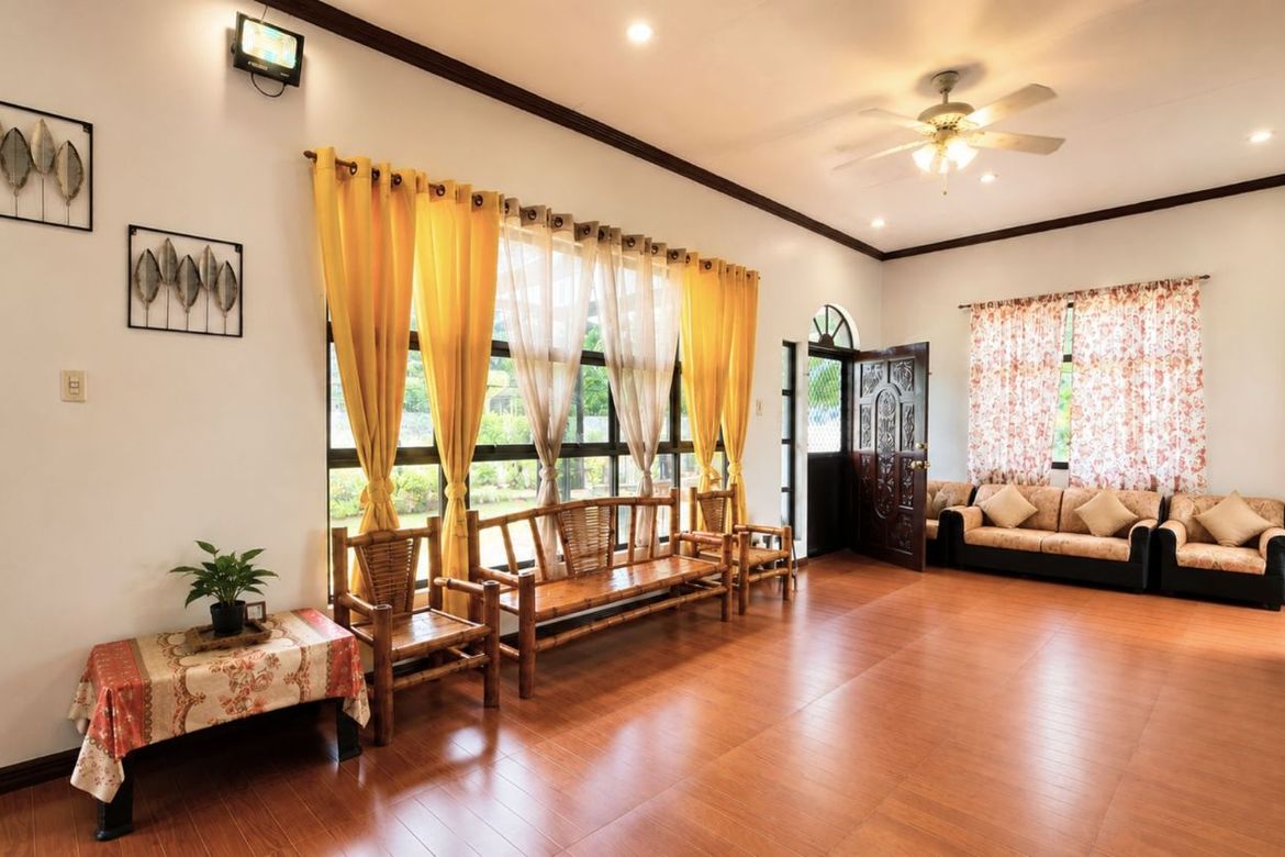 4 Bedroom House for Sale in Western Poblacion, Poro, Cebu – photo 3