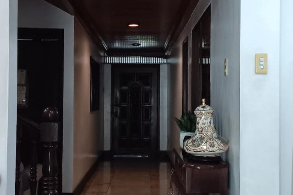 4 Bedroom House for Sale in White Plains, Quezon City, Metro Manila – photo 8