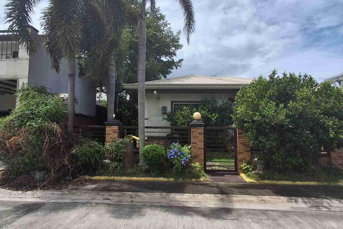 4 Bedroom House for Sale in Zapote, Biñan, Laguna – photo 2
