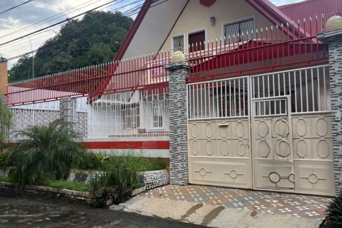 4 Bedroom House for Sale in Zone 15, Talisay, Negros Occidental