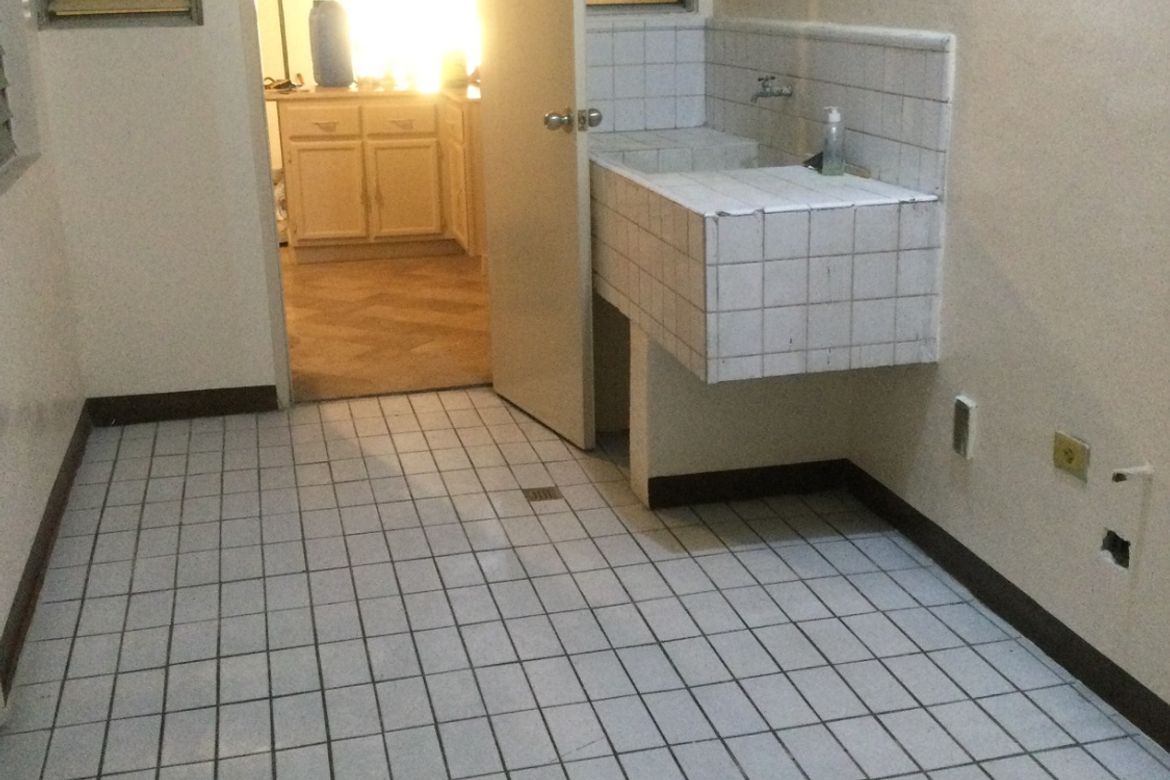 4 Bedroom Retail Space for Sale in San Nicolas, Manila, Metro Manila – photo 5