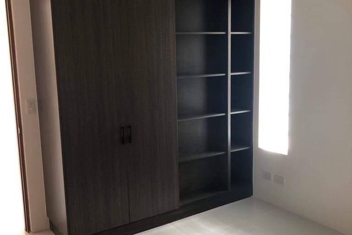 4 Bedroom Serviced Apartment for Rent in Tambo, Parañaque, Metro Manila photo 3