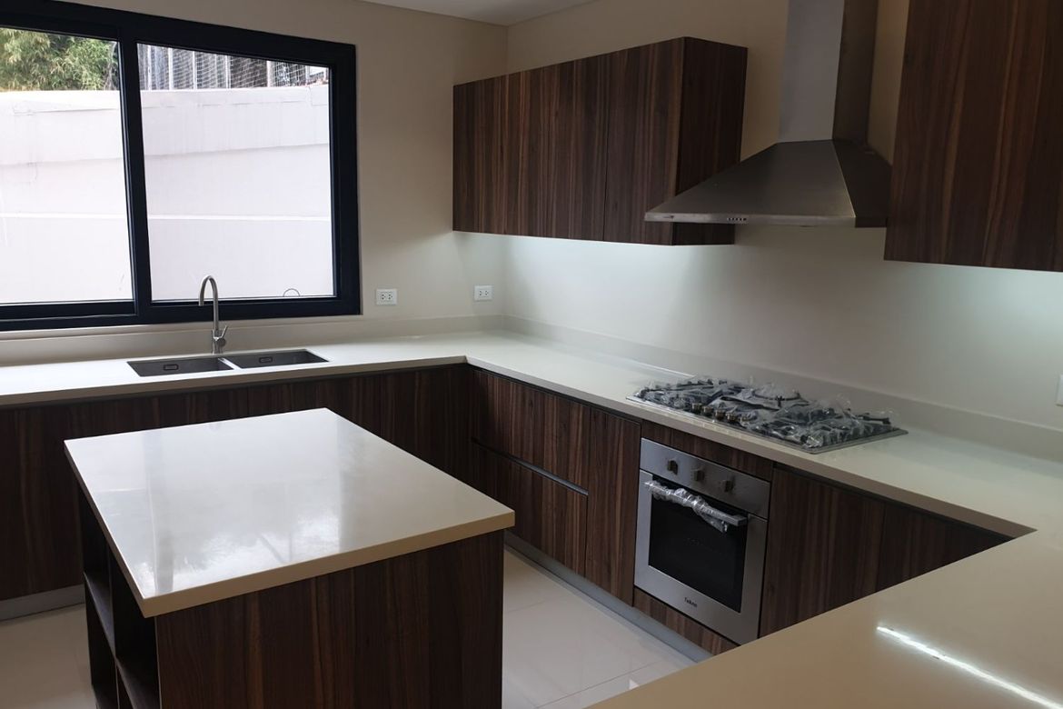 4 Bedroom Townhouse for Sale in Addition Hills, San Juan, Metro Manila – photo 7