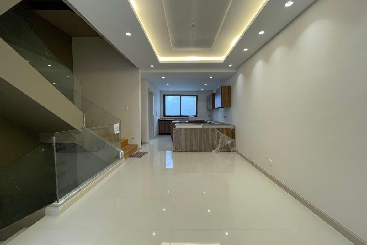 4 Bedroom Townhouse for Sale in Addition Hills, San Juan, Metro Manila – photo 3