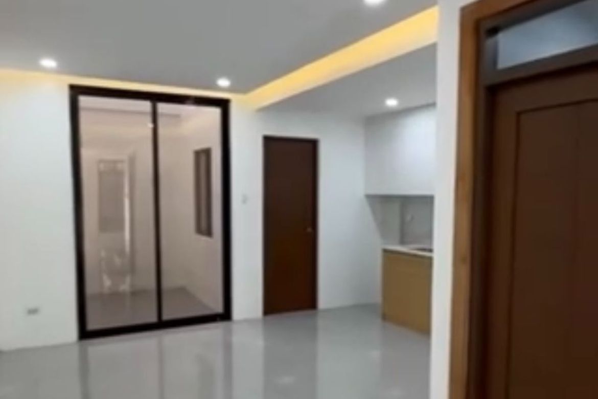 4 Bedroom Townhouse for Sale in Almanza Dos, Las Piñas, Metro Manila – photo 5