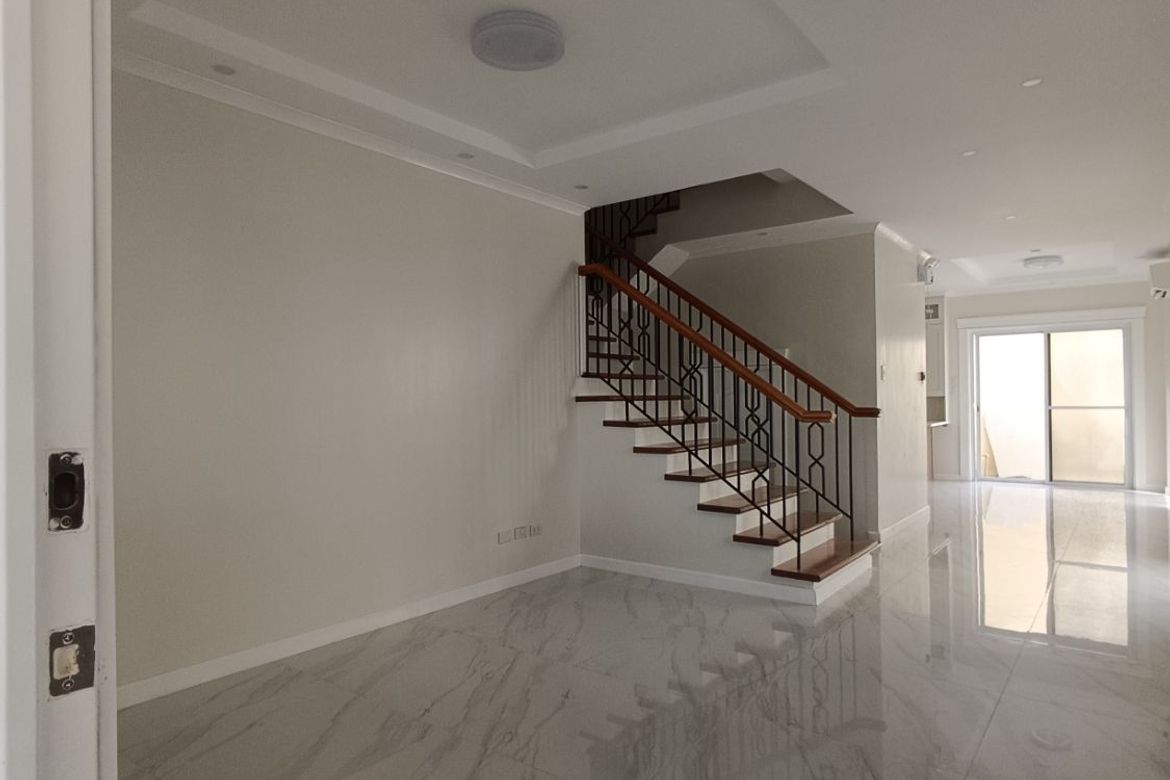4 Bedroom Townhouse for Sale in Almanza Dos, Las Piñas, Metro Manila – photo 3