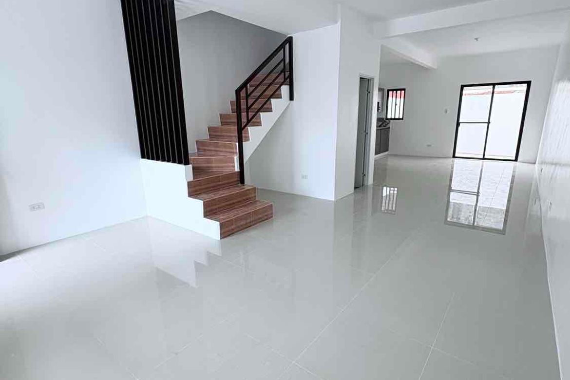 4 Bedroom Townhouse for Sale in Almanza Uno, Las Piñas, Metro Manila – photo 5