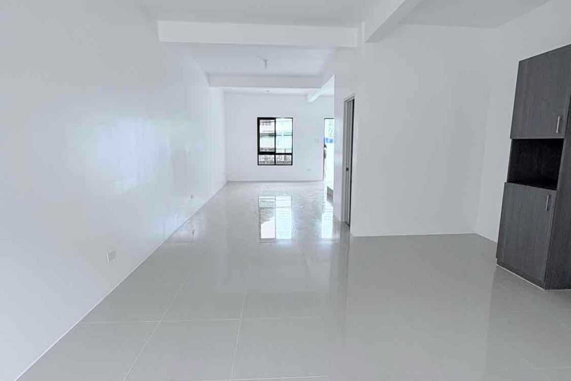 4 Bedroom Townhouse for Sale in Almanza Uno, Las Piñas, Metro Manila – photo 7