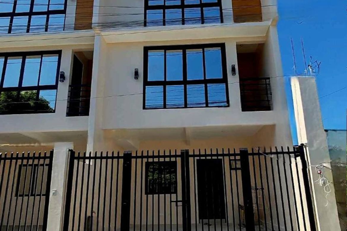 4 Bedroom Townhouse for Sale in Ampid I, San Mateo, Rizal