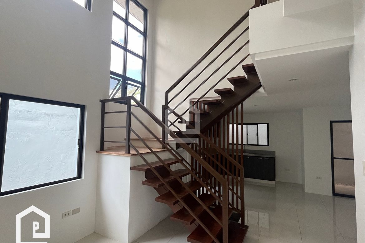 4 Bedroom Townhouse for Sale in Amsic, Angeles, Pampanga – photo 3