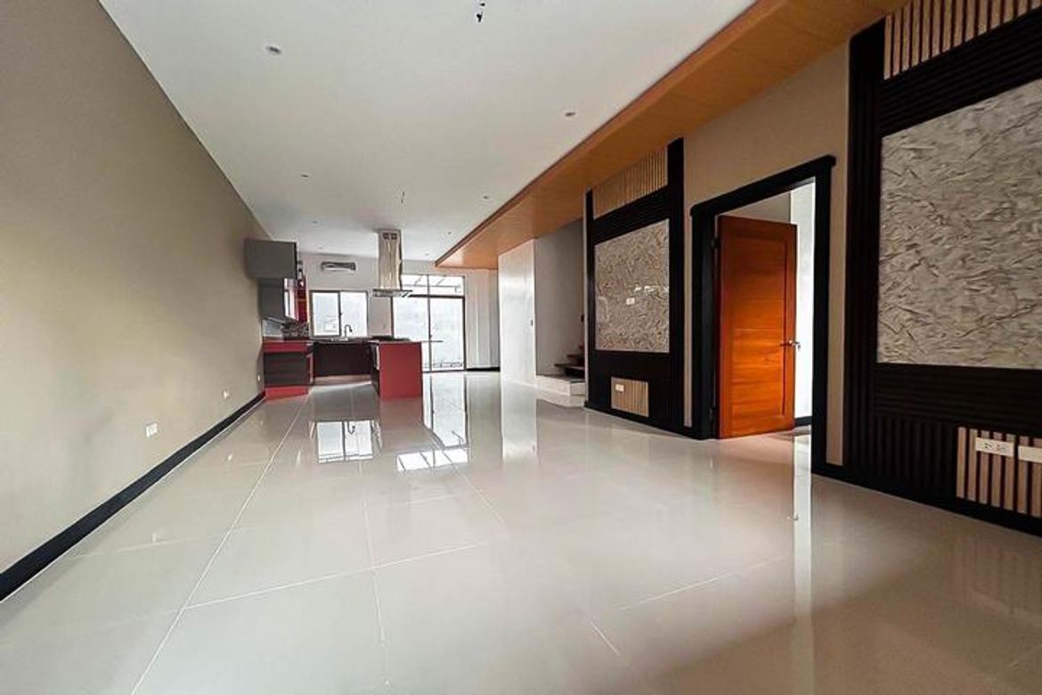 4 Bedroom Townhouse for Sale in Apas, Cebu City, Cebu – photo 2